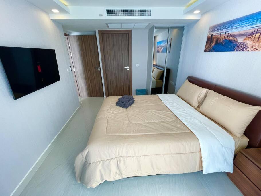 Large Luxury, Pool View, Grand Avenue, Pattaya - 202 Leilighet Eksteriør bilde