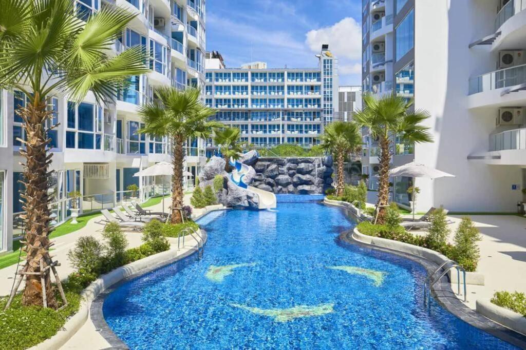 Large Luxury, Pool View, Grand Avenue, Pattaya - 202 Leilighet Eksteriør bilde
